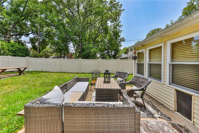 735 North Glenwood Street, Allentown City, PA 18104