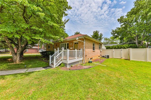 735 North Glenwood Street, Allentown City, PA 18104