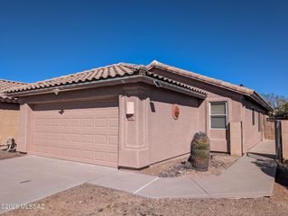 9028 N Arrington Drive, Tucson, AZ 85742