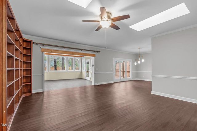 2204 Ridgefield Drive, Chapel Hill, NC 27517