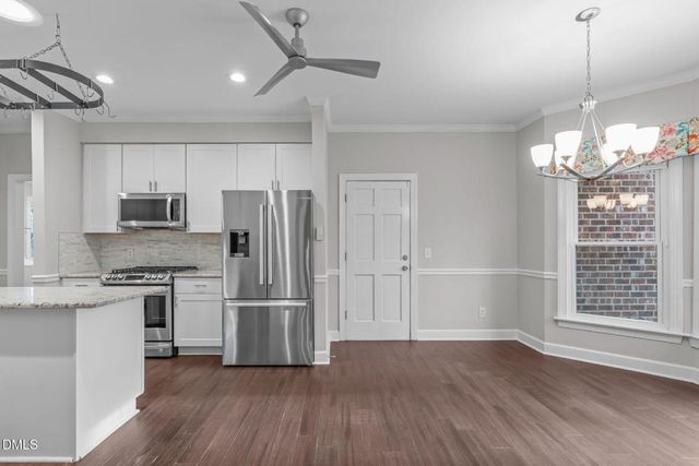 2204 Ridgefield Drive, Chapel Hill, NC 27517