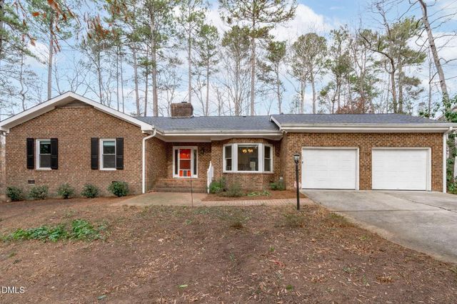 2204 Ridgefield Drive, Chapel Hill, NC 27517