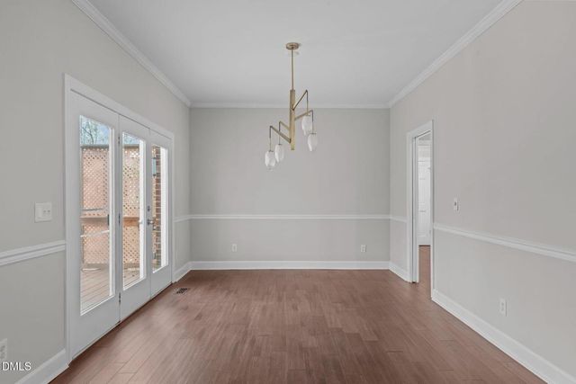 2204 Ridgefield Drive, Chapel Hill, NC 27517