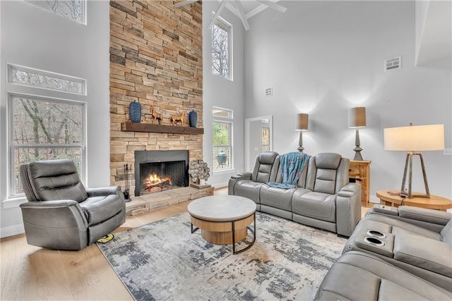 2678 Creekstone, Fayetteville, AR 72703