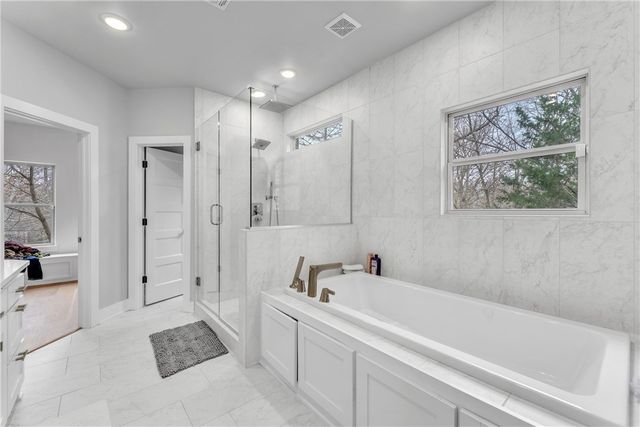 2678 Creekstone, Fayetteville, AR 72703