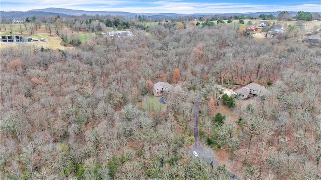 2678 Creekstone, Fayetteville, AR 72703