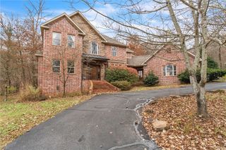 2678 Creekstone, Fayetteville, AR 72703