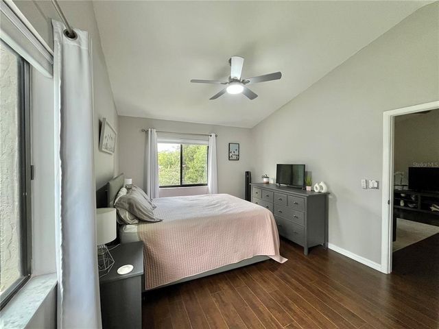 2045 HUNTERS GLEN DRIVE 526, Dunedin, FL 34698