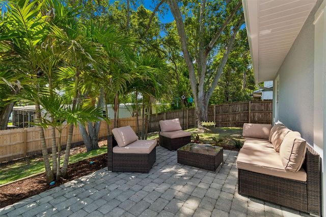 222 LOTUS DRIVE, Safety Harbor, FL 34695