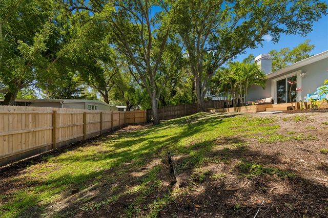 222 LOTUS DRIVE, Safety Harbor, FL 34695