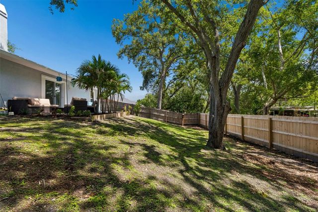 222 LOTUS DRIVE, Safety Harbor, FL 34695