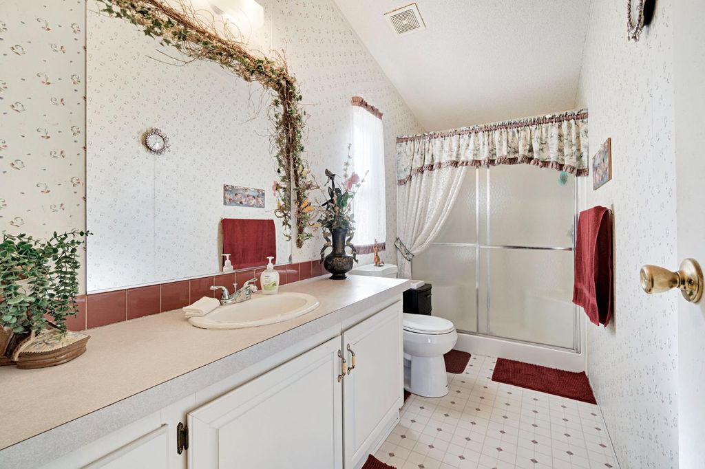 Image 28 of property listing at 25750 Avenue 20 1/2, Madera, CA 93638