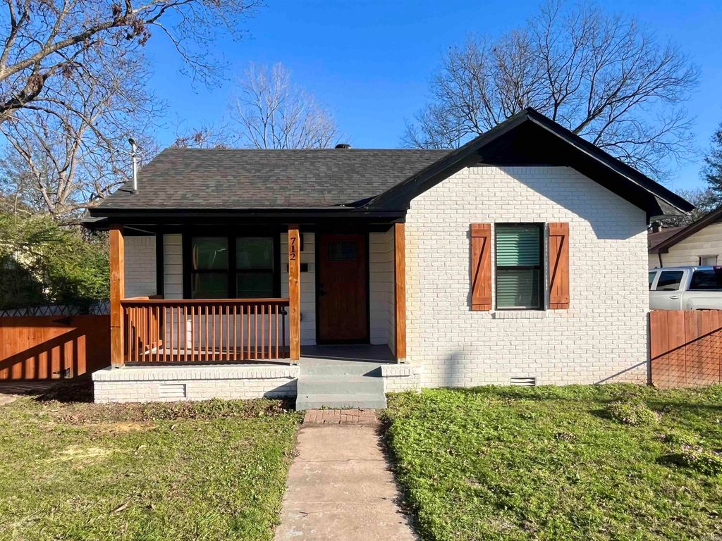 712 Blossom Street, North Little Rock, AR 72117