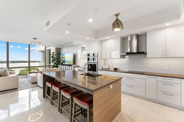 1 Water Club Way 603, North Palm Beach, FL 33408