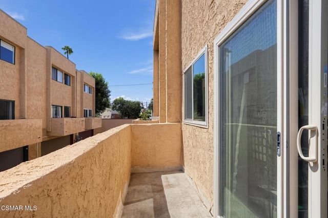 5307 Wilkinson Avenue 19b, Valley Village, CA 91607