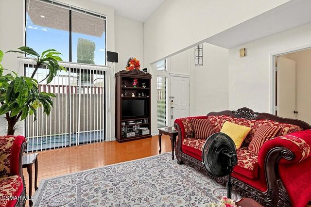 5307 Wilkinson Avenue 19b, Valley Village, CA 91607