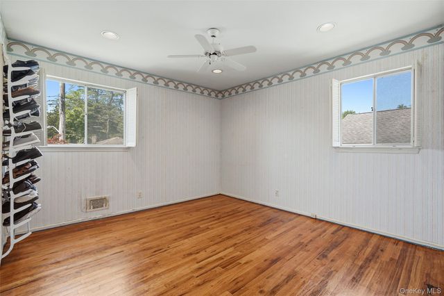 41 Shepherds Drive, Scarsdale, NY 10583