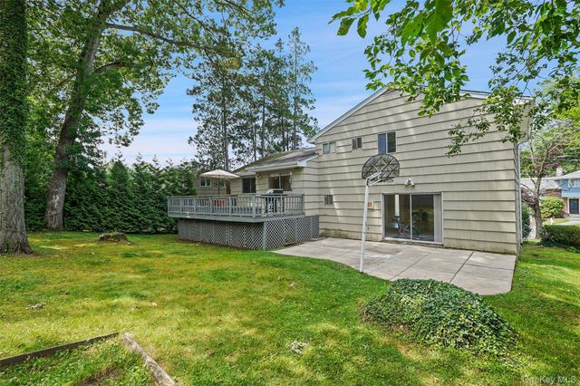 41 Shepherds Drive, Scarsdale, NY 10583