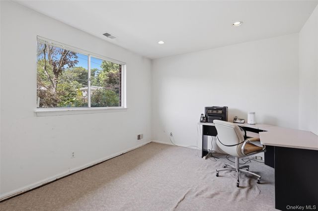 41 Shepherds Drive, Scarsdale, NY 10583