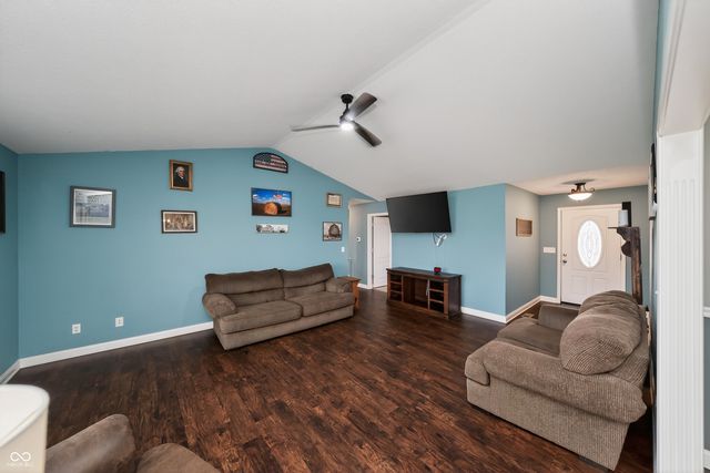 1839 Richards Drive, Seymour, IN 47274
