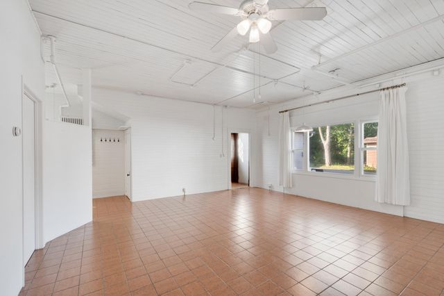 911 Lincoln Avenue CH, Saint Paul, MN 55105