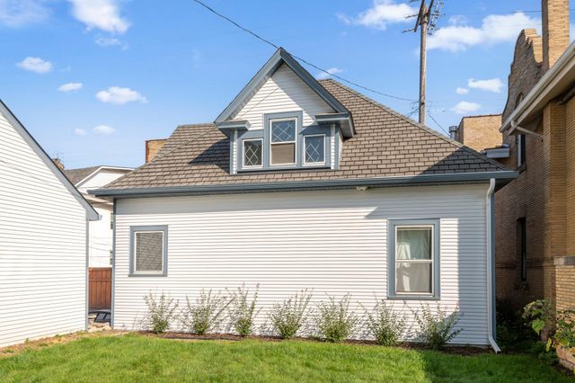911 Lincoln Avenue CH, Saint Paul, MN 55105