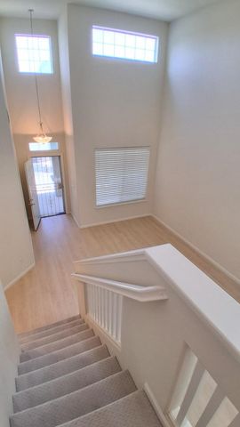 607 Riley Ford Ln, Stockton, CA 95206