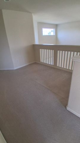 607 Riley Ford Ln, Stockton, CA 95206
