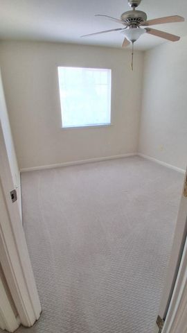 607 Riley Ford Ln, Stockton, CA 95206