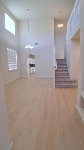 607 Riley Ford Ln, Stockton, CA 95206