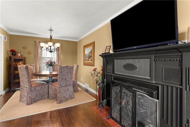 1916 James Downey Road, Independence, MO 64057