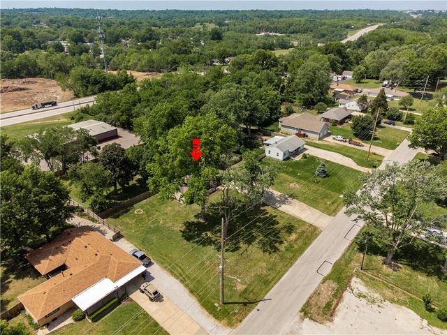 1916 James Downey Road, Independence, MO 64057