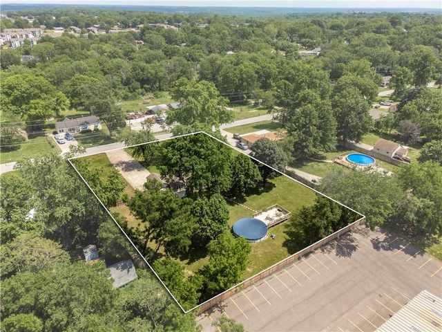 1916 James Downey Road, Independence, MO 64057