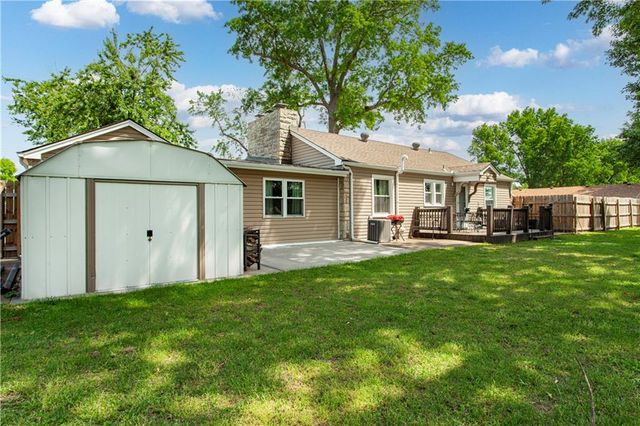1916 James Downey Road, Independence, MO 64057