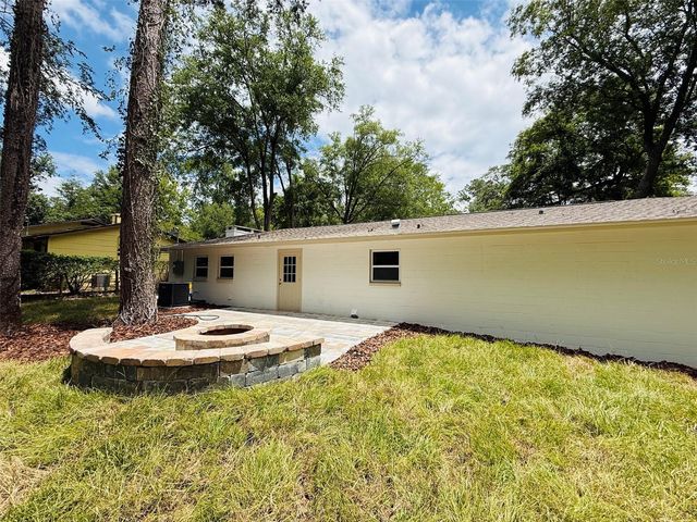 900 NW 39TH DRIVE, Gainesville, FL 32605