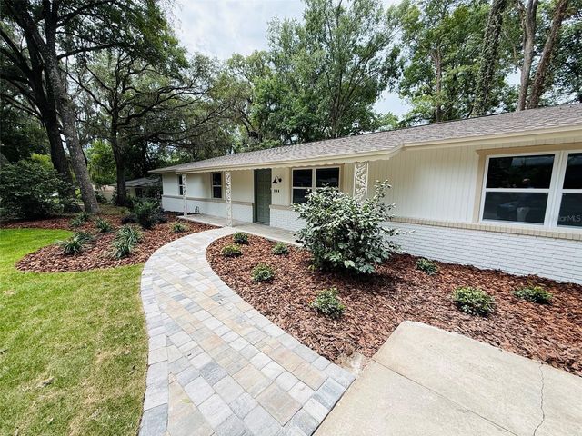 900 NW 39TH DRIVE, Gainesville, FL 32605