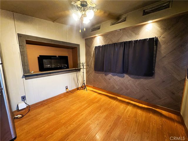11825 Washington Boulevard, Whittier, CA 90606