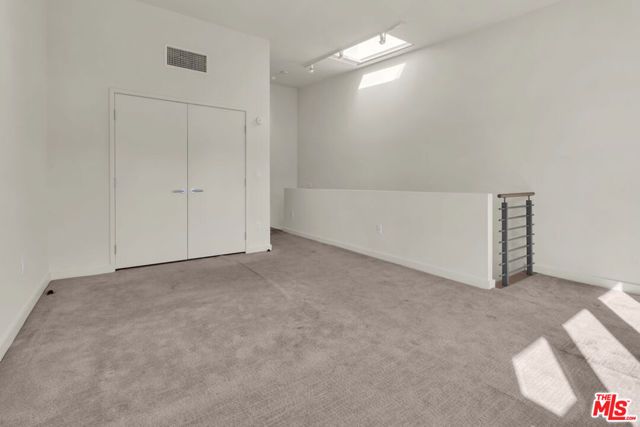 940 E 2nd Street 29, Los Angeles, CA 90012