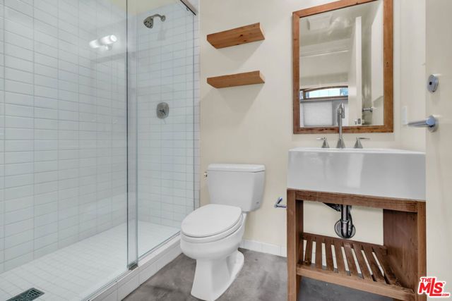 940 E 2nd Street 29, Los Angeles, CA 90012