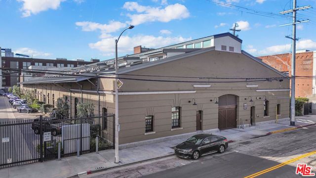 940 E 2nd Street 29, Los Angeles, CA 90012