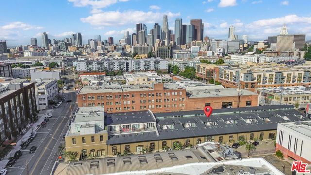 940 E 2nd Street 29, Los Angeles, CA 90012