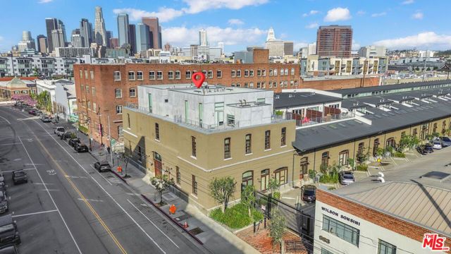 940 E 2nd Street 29, Los Angeles, CA 90012