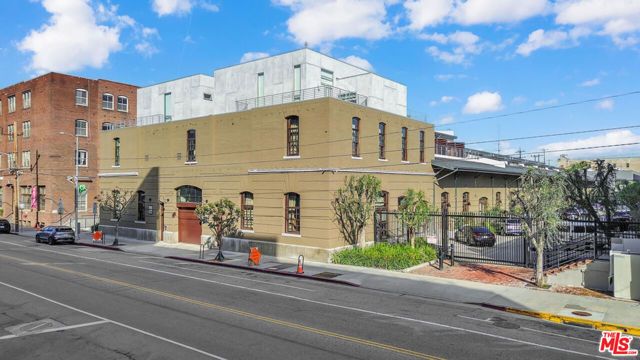 940 E 2nd Street 29, Los Angeles, CA 90012