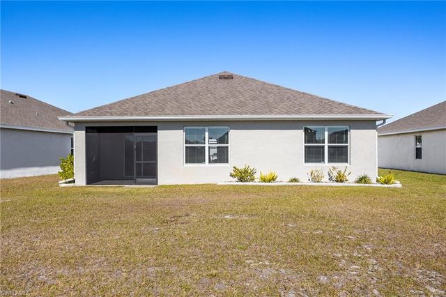 16825 Pink Coral Path, North Fort Myers, FL 33903