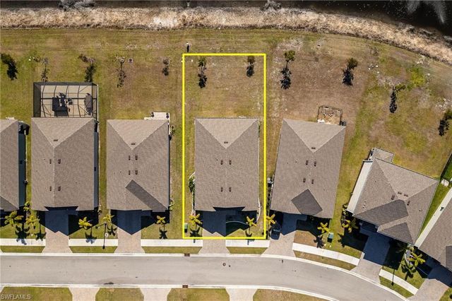 16825 Pink Coral Path, North Fort Myers, FL 33903