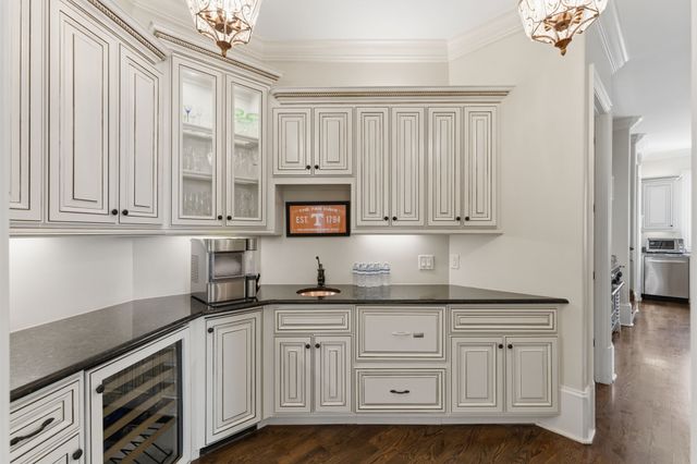 1224 Otter Creek Rd, Nashville, TN 37215