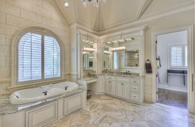 1224 Otter Creek Rd, Nashville, TN 37215