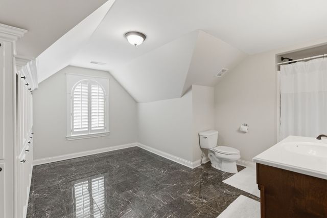 1224 Otter Creek Rd, Nashville, TN 37215