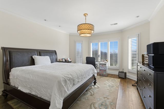 1224 Otter Creek Rd, Nashville, TN 37215