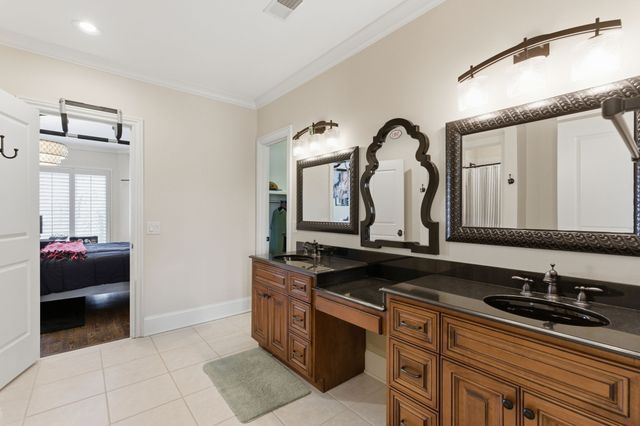 1224 Otter Creek Rd, Nashville, TN 37215